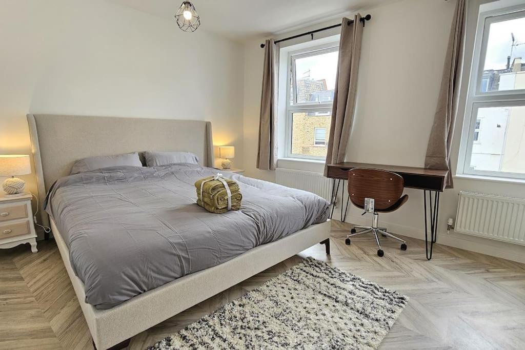 Camden Market Apartment